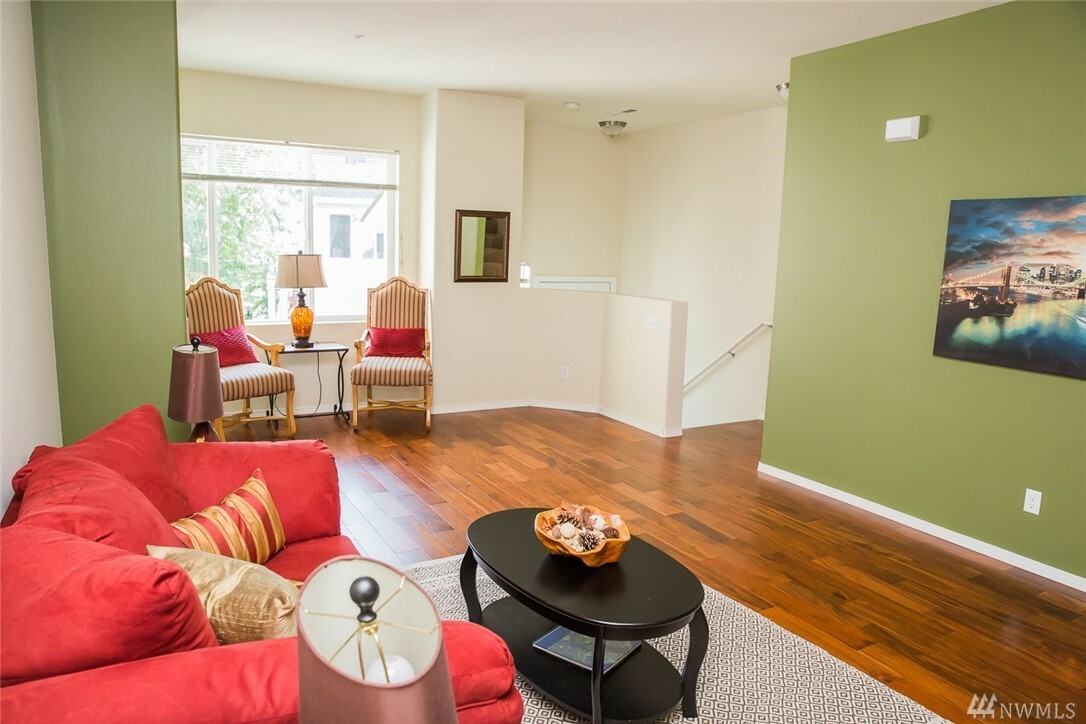 Property Photo: 14915 38th Dr SE 1149 WA 98012