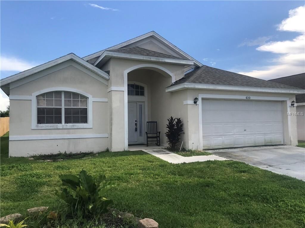 Property Photo:  620 Lady Diana Drive  FL 33837 