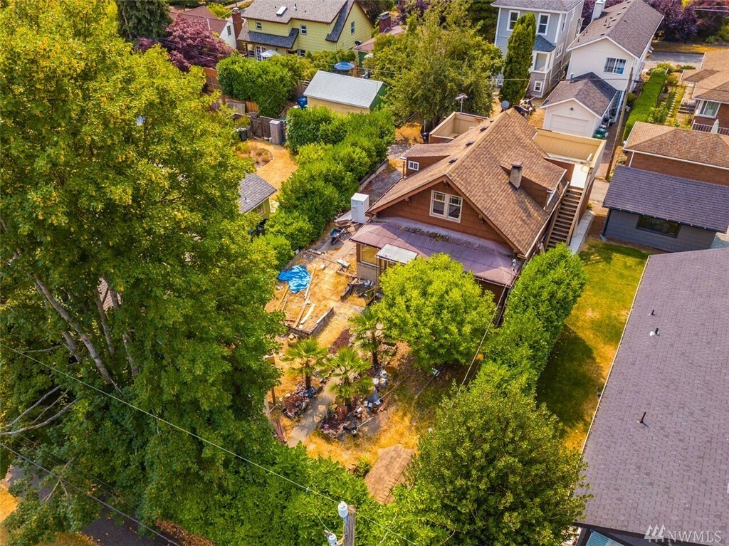 Property Photo:  617 NW 84th St  WA 98117 