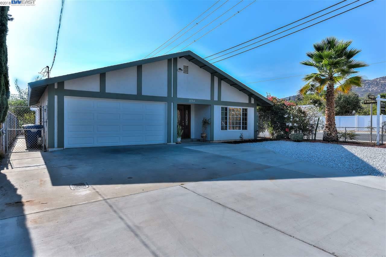 Property Photo:  14364 Sycamore Ave  CA 92064 
