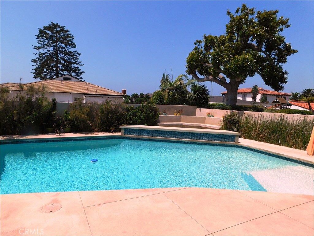 Property Photo: 149 Via Monte D'Oro CA 90277