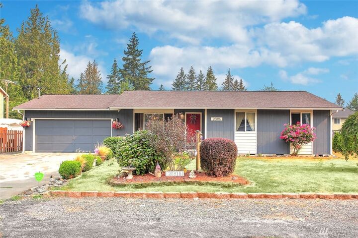 Property Photo: 20816 93rd St E WA 98391
