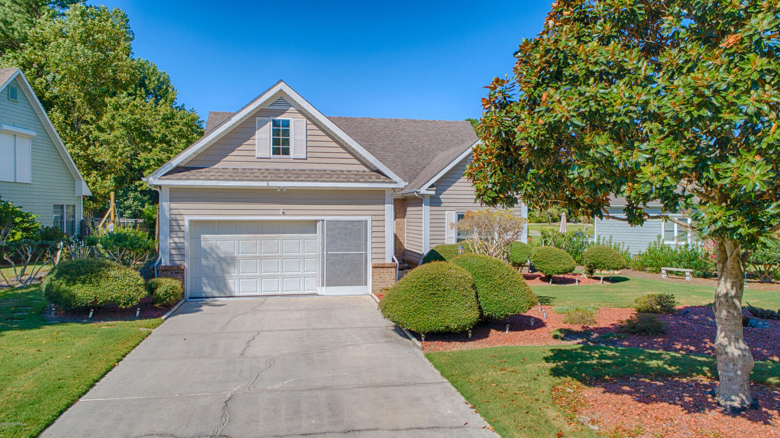 Property Photo:  102 Windy Point  NC 28460 