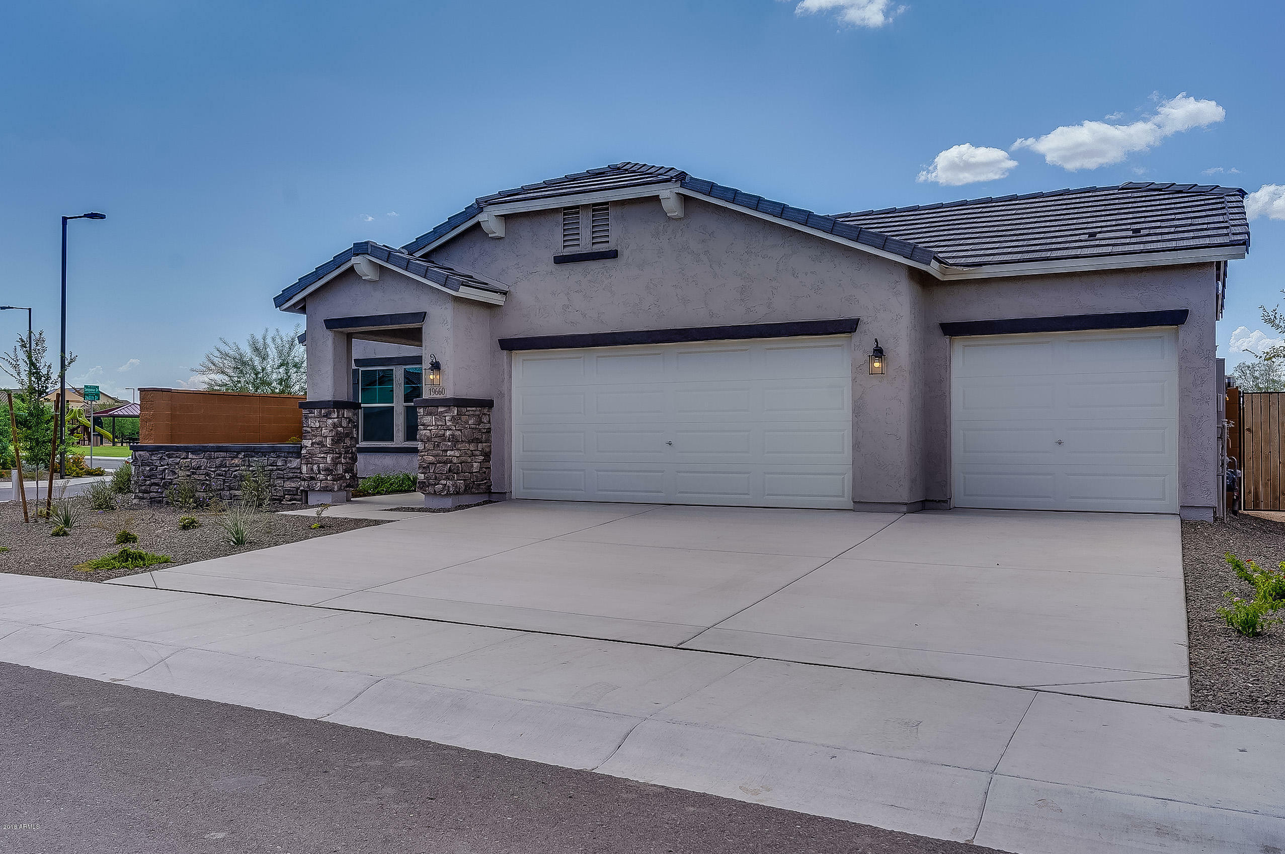 Property Photo:  19660 N 260th Avenue  AZ 85396 