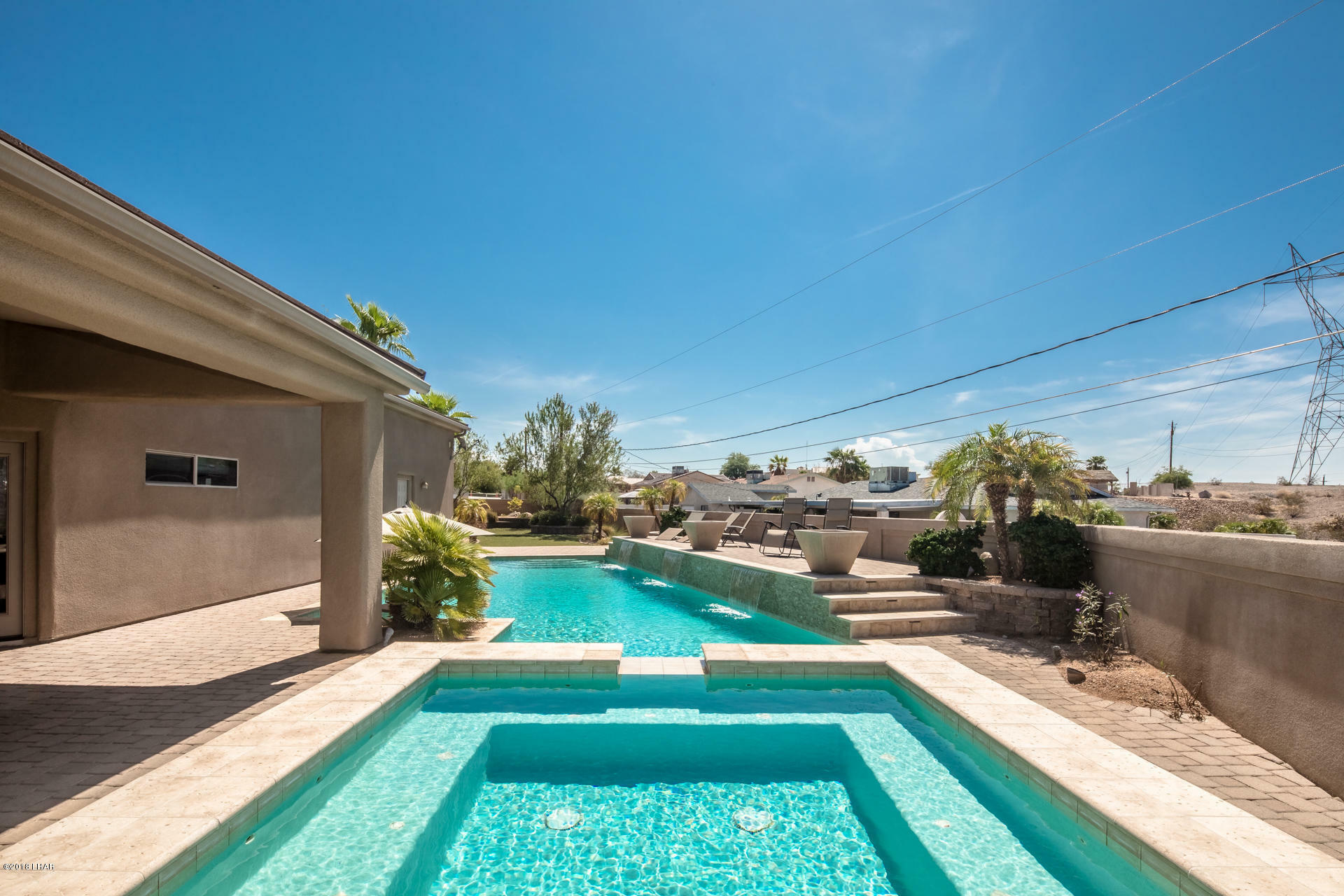 Property Photo:  4012 Challenger Cir  AZ 86406 