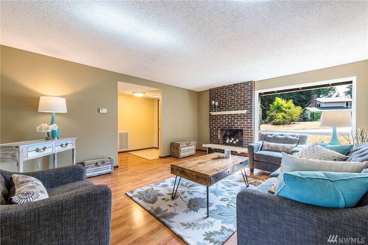 Property Photo: 6904 153rd Ave NE WA 98052