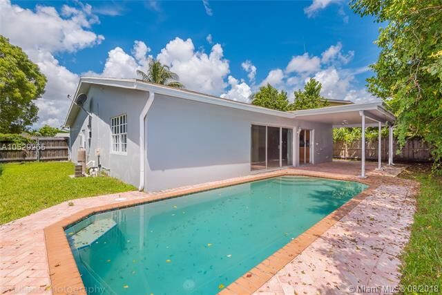 Property Photo:  5610 NW 57th Way  FL 33319 