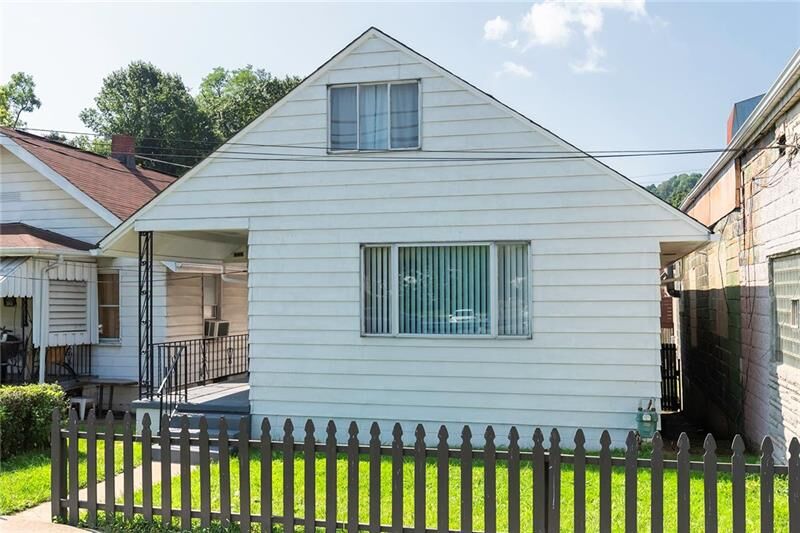 Property Photo: 410 5th Avenue PA 15108