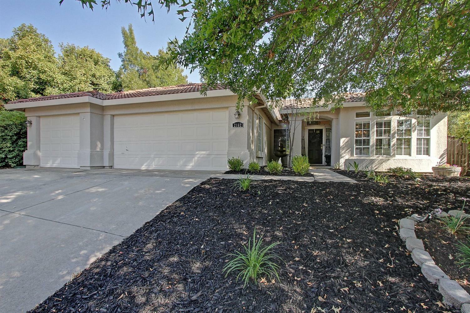 Property Photo:  2162 Bates Circle  CA 95762 