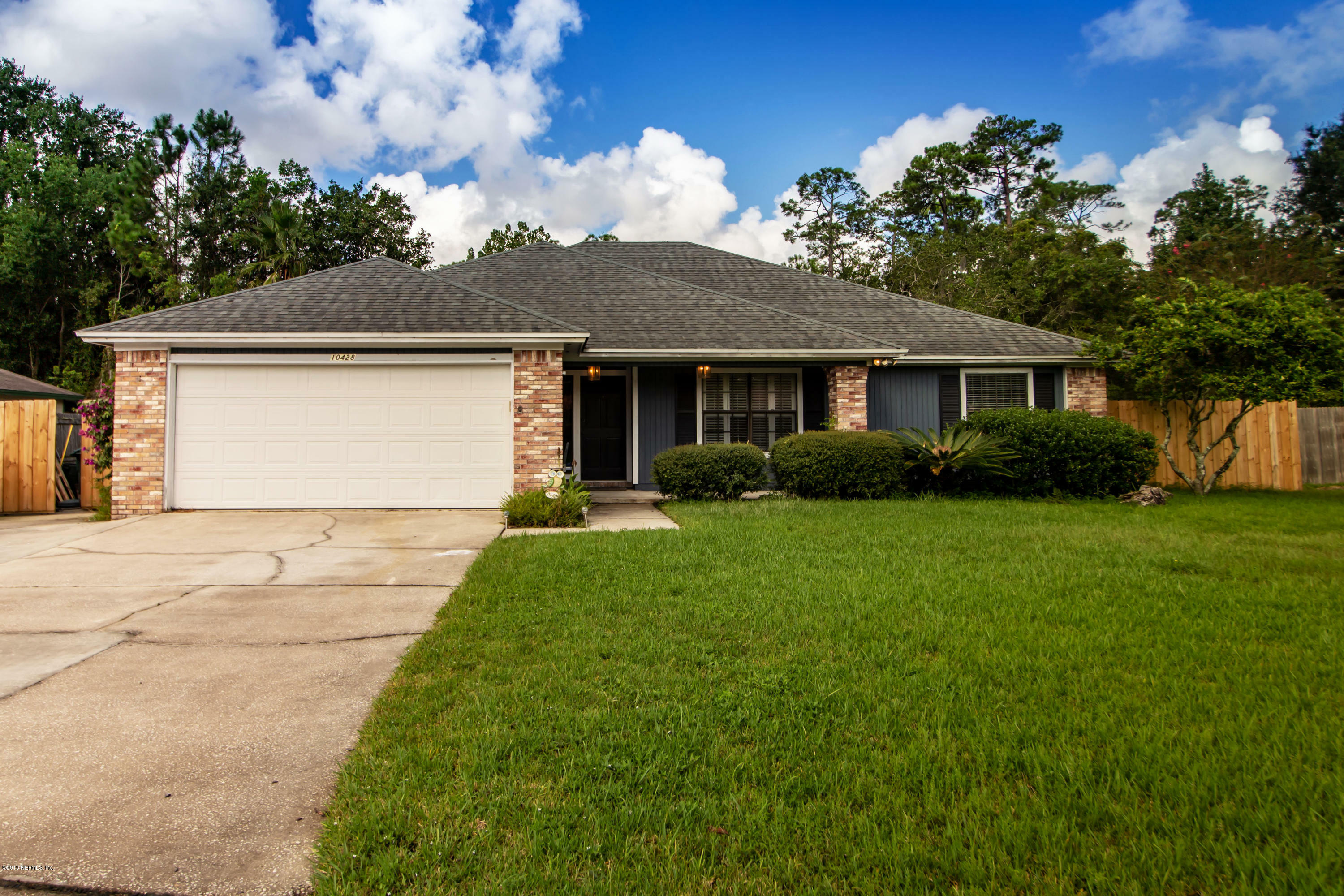 Property Photo:  10428 Inverness Drive  FL 32257 