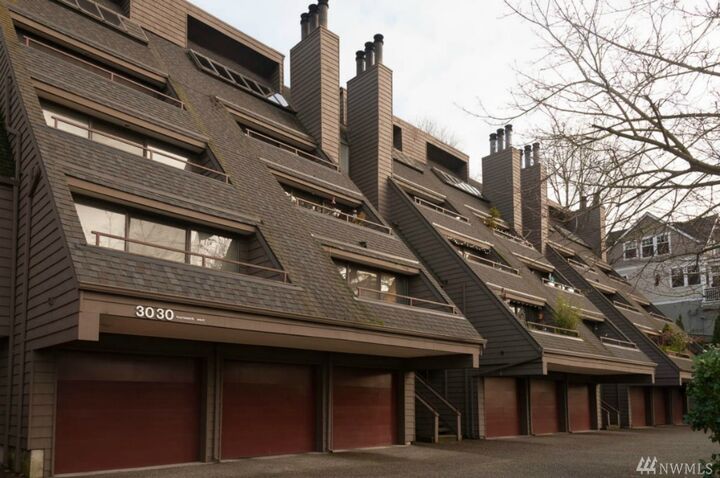 3030 14th Ave W 304  Seattle WA 98119 photo