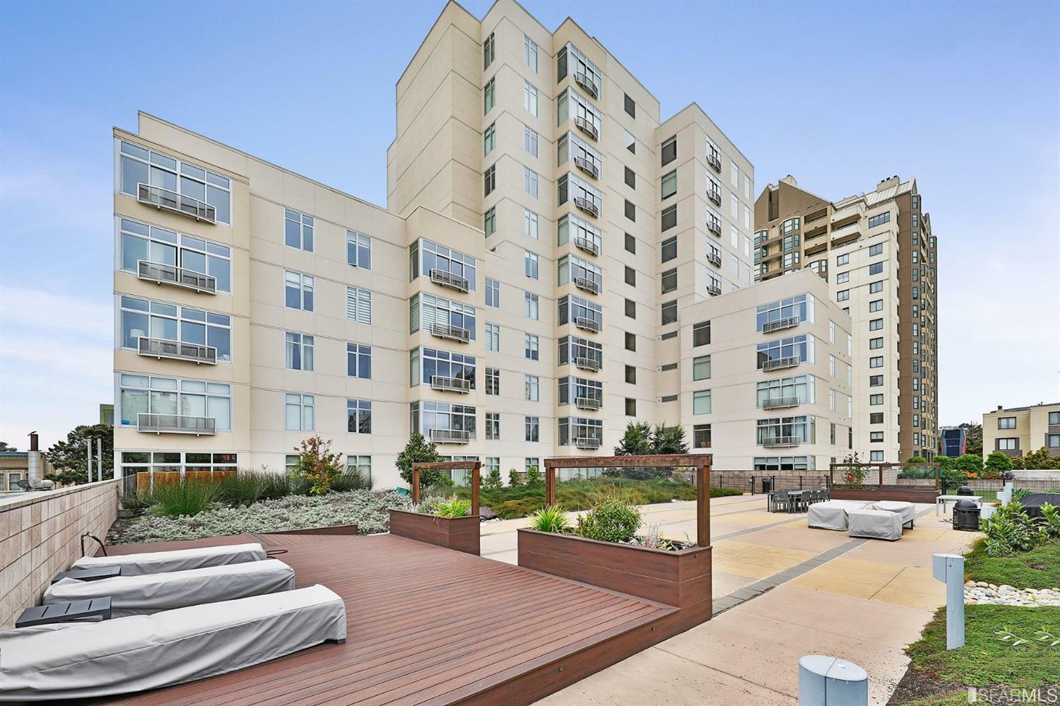 Property Photo: 1310 Fillmore Street 708 CA 94115
