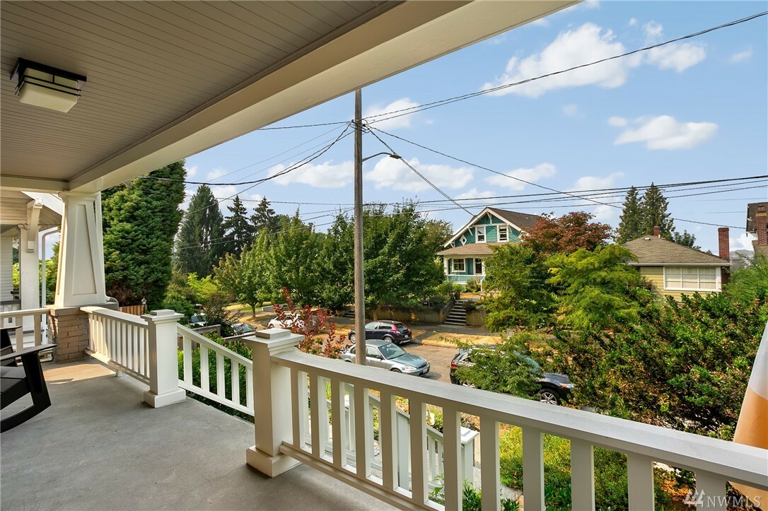 Property Photo:  4418 Baker Ave NW  WA 98107 