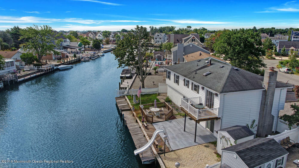 Property Photo:  112 Jib Circle  NJ 08723 