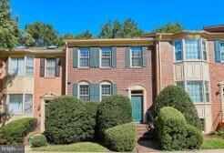 Property Photo:  6867 Williamsburg Pond Court  VA 22043 