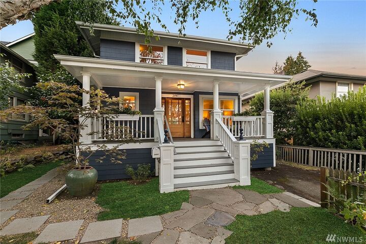 2441 1st Ave N  Seattle WA 98109 photo