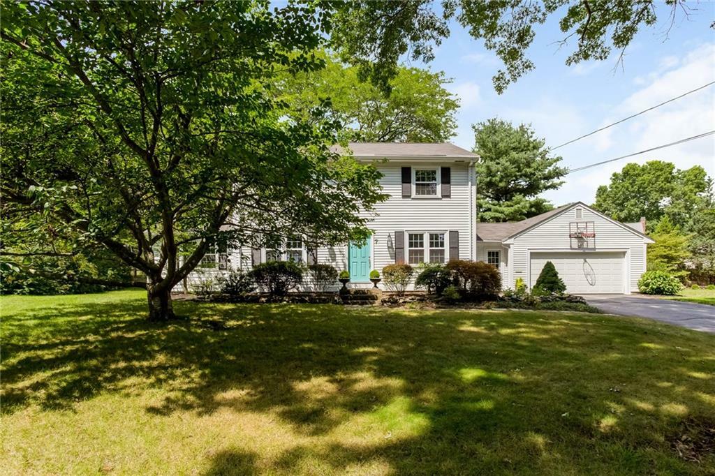 Property Photo:  7 Belton Cir  RI 02806 