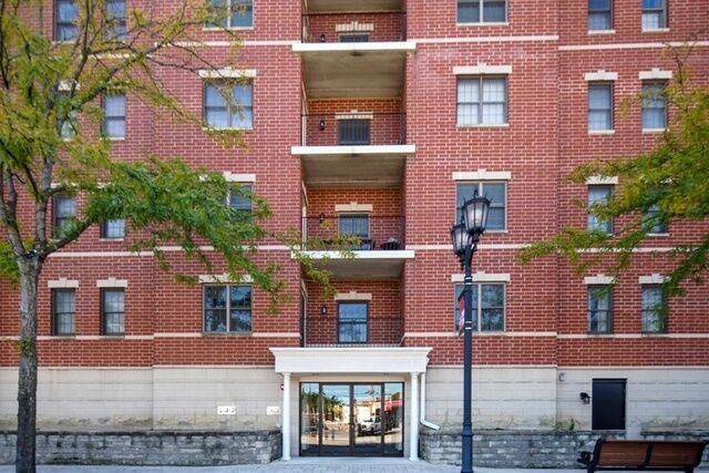 Property Photo: 210 Addison Avenue 503 IL 60126