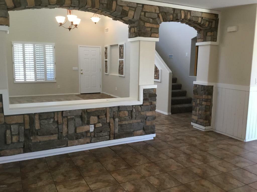 Property Photo: 3712 S 72nd Lane AZ 85043
