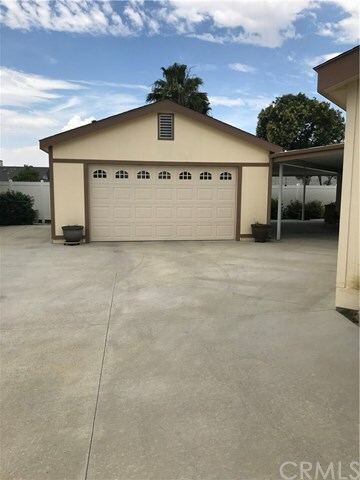 Property Photo:  390 San Mateo Circle  CA 92543 