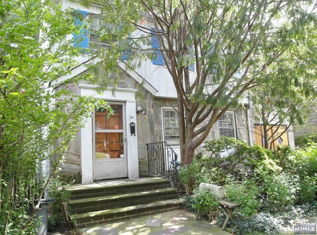 Property Photo:  312 Walnut Street  NJ 07110 