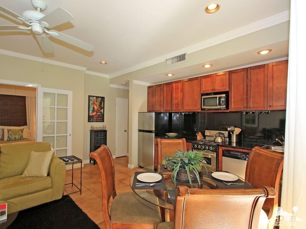 Property Photo:  78155 Cabrillo Lane 39  CA 92210 