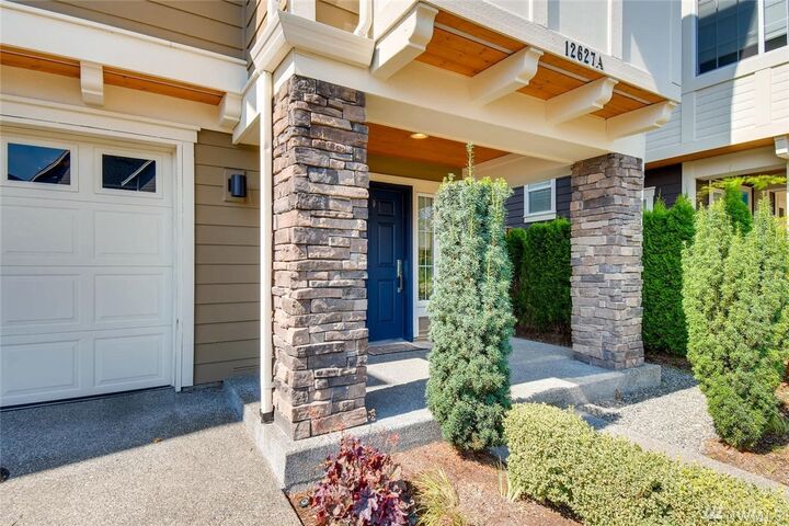 Property Photo:  12627 176th Place NE A  WA 98052 