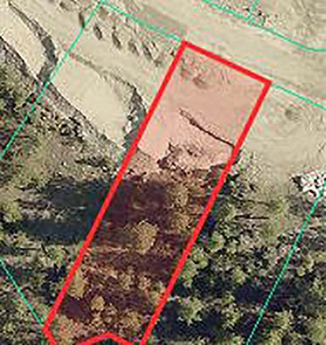 Property Photo:  220 E Sapphire Ln  WA 99208 