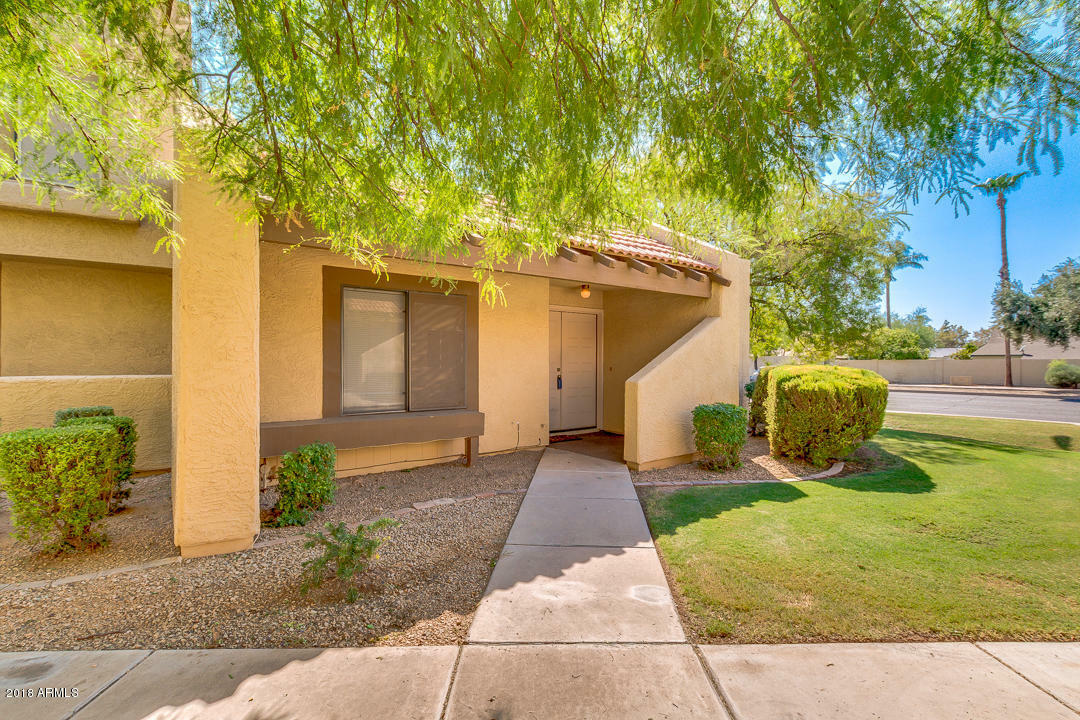 Property Photo:  5848 W Winchcomb Drive  AZ 85306 