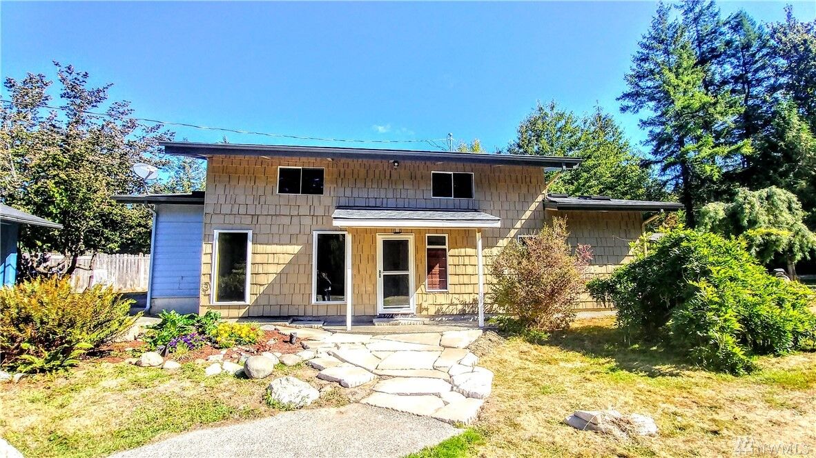 Property Photo:  14078 Pioneer Wy SE  WA 98359 