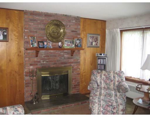Property Photo: 16 South Row MA 01824