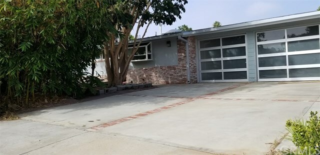 Property Photo:  2053 Maple Avenue  CA 92627 