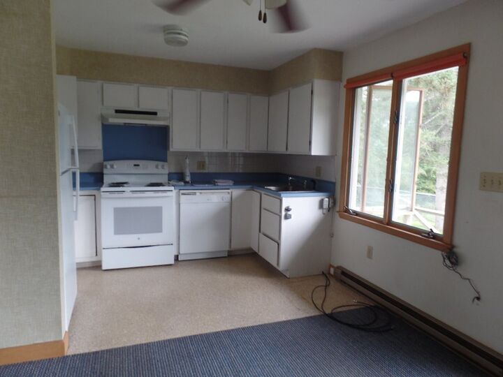 Property Photo: 160 Parade Road NH 03218-3680