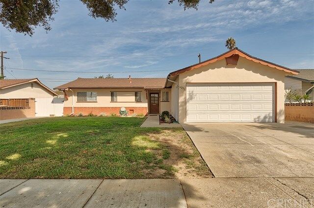 Property Photo:  6251 Ralston Street  CA 93003 