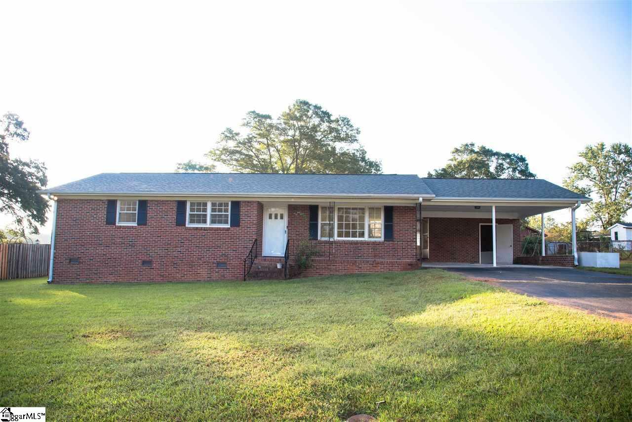 Property Photo:  14 Etowah Drive  SC 29617 