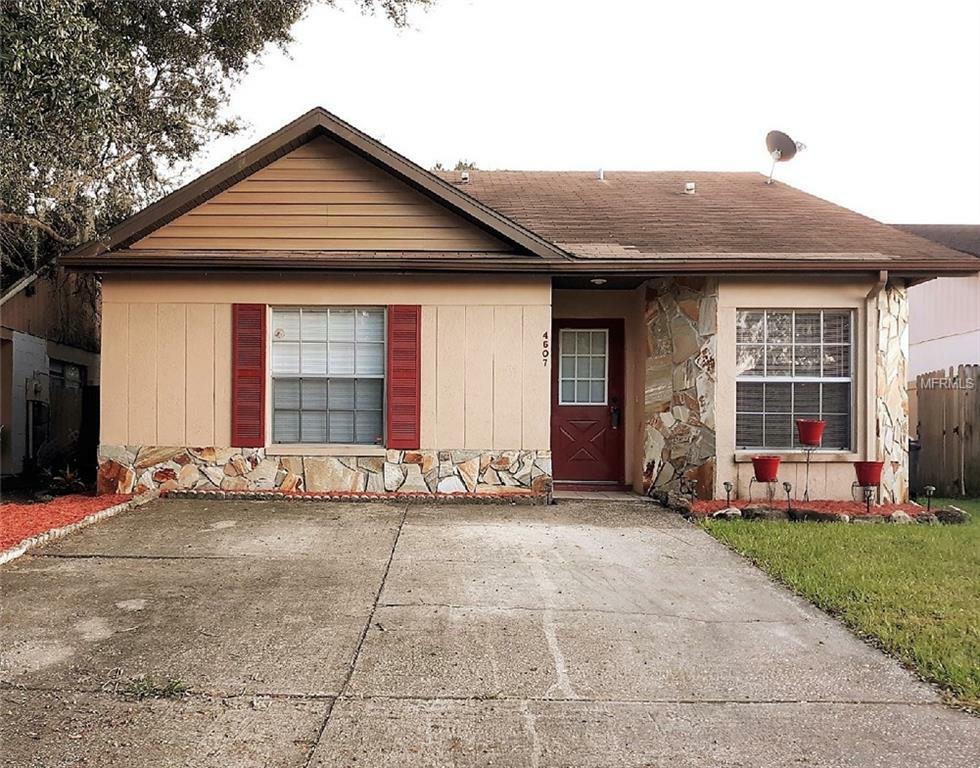 Property Photo:  4607 Lantana Place  FL 33566 