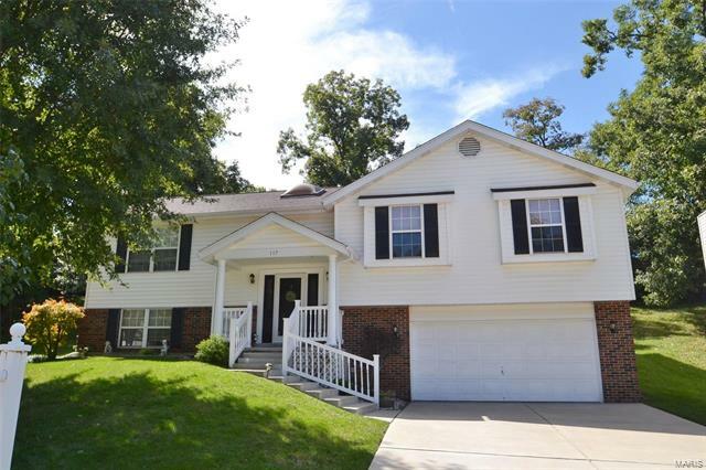 Property Photo: 117 Apostle Circle 63026