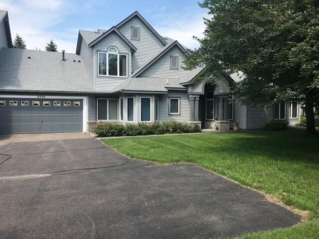 Property Photo:  2550 Manitou Lane  MN 55110 