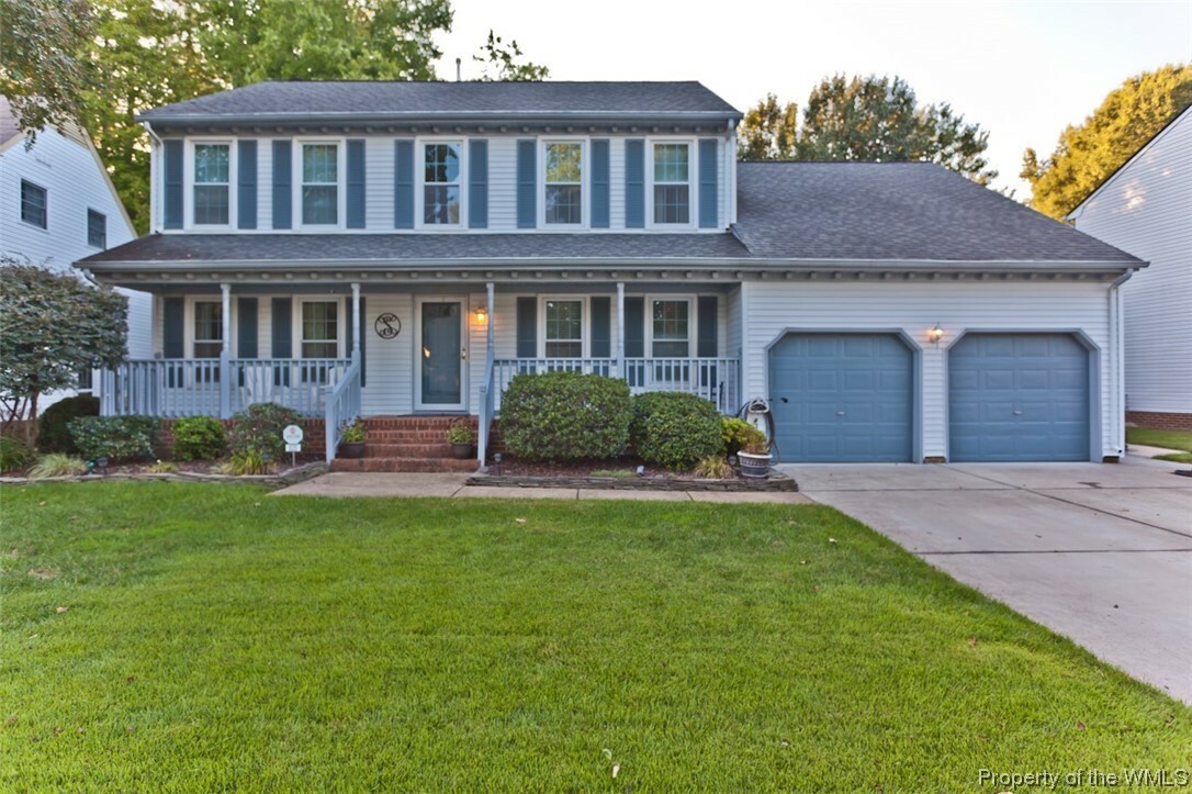 Property Photo:  925 Edgewater Drive  VA 23602 