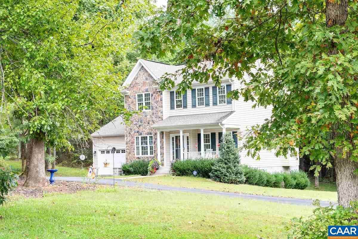Property Photo: 49 Eddins Ln VA 22968