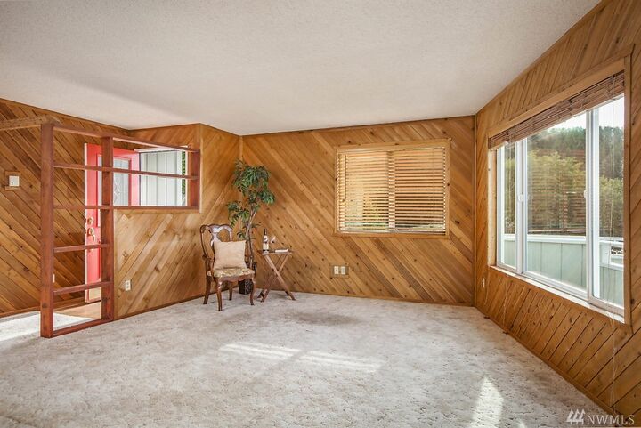 Property Photo: 4404 Bryce Dr WA 98221