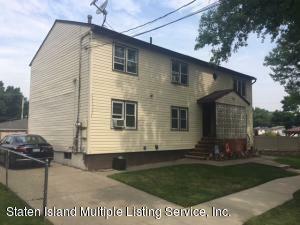 Property Photo:  107 Dewey Avenue  NY 10308 