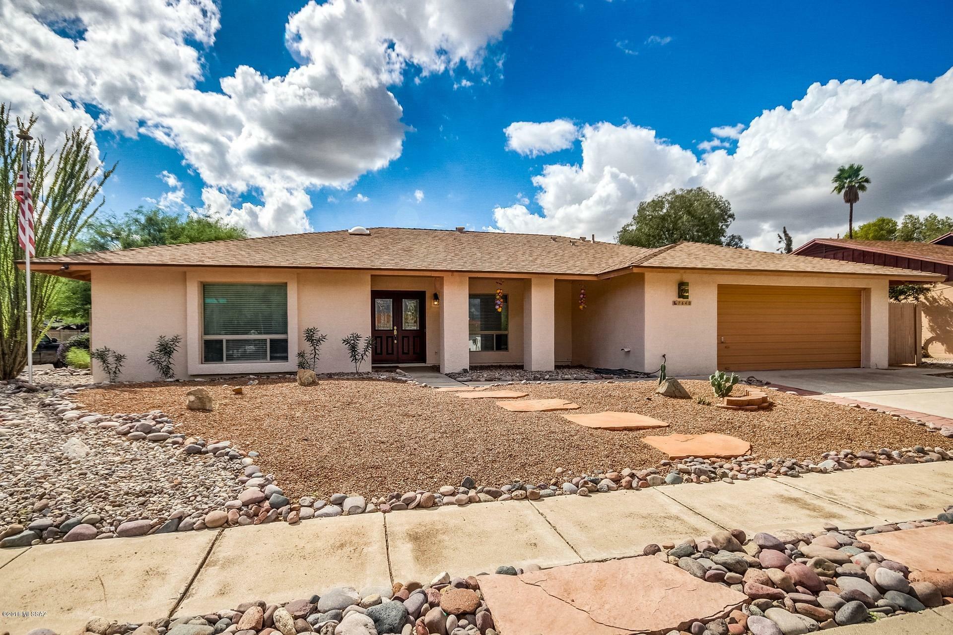 Property Photo:  7640 E Dos Mujeres Road  AZ 85715 