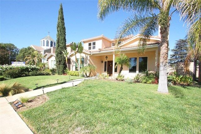 17217 Sherman Way  Lake Balboa CA 91406 photo