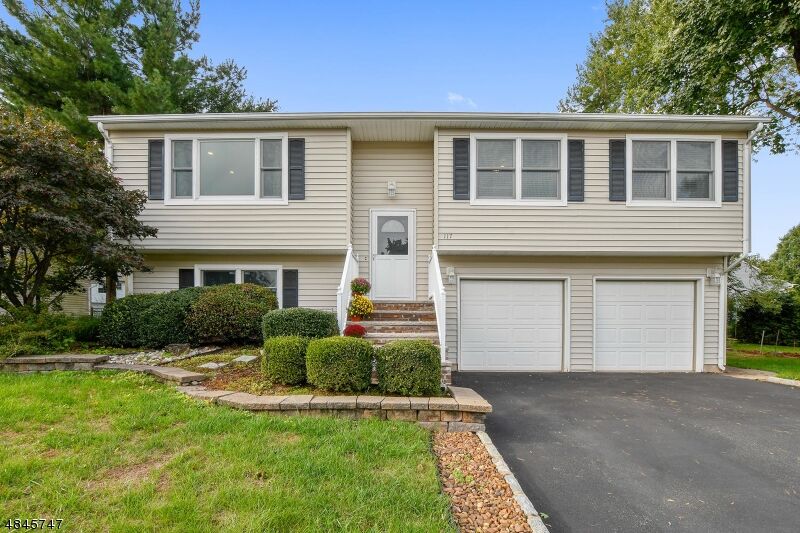 Property Photo: 117 Wescott Rd NJ 08844