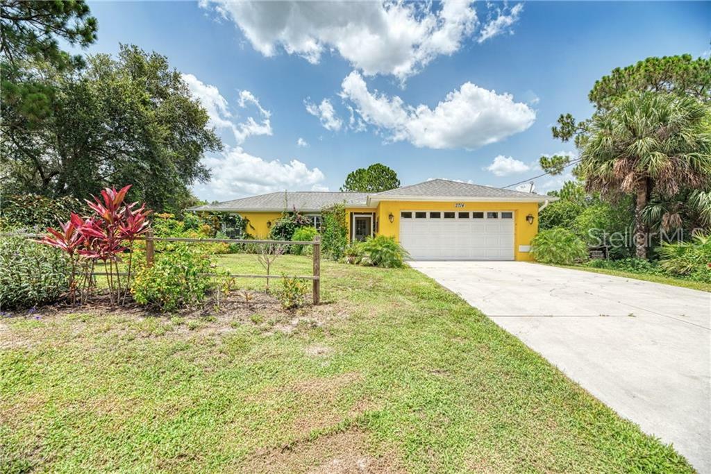 Property Photo:  2714 Mather Lane  FL 34286 