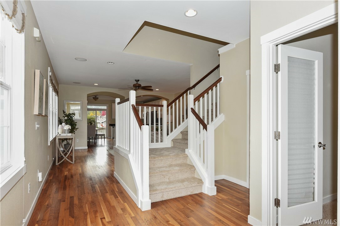 Property Photo: 24109 SE 21st St WA 98075