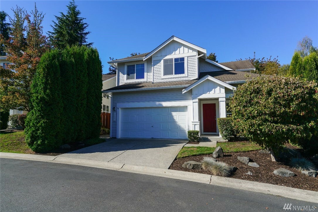 Property Photo: 13604 68th Dr SE WA 98296
