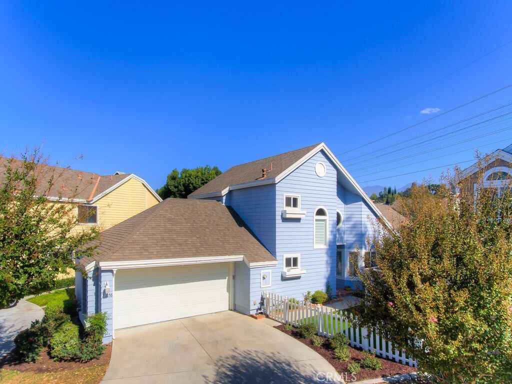 Property Photo: 21658 Fairbrook CA 92692