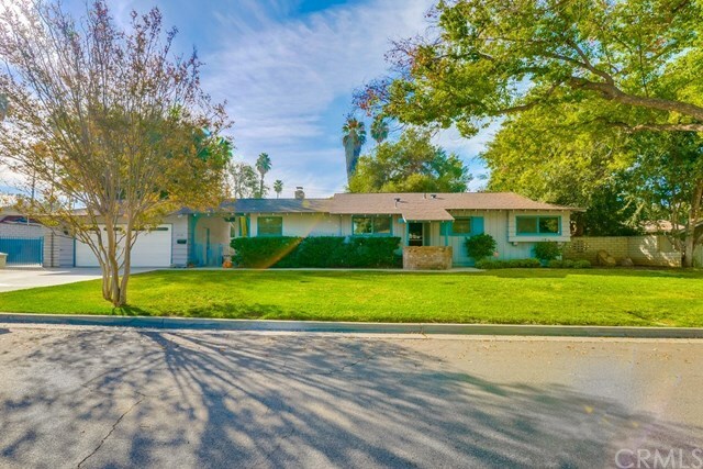 Property Photo:  2558 Dorchester Drive  CA 92506 